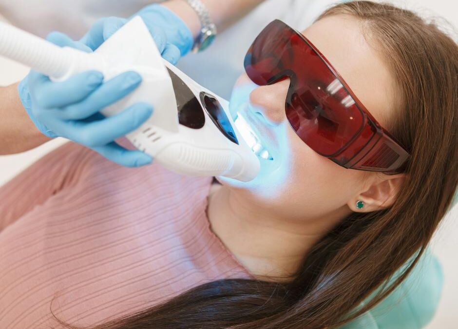 What Actually Happens When You Get Your Teeth Whitened?